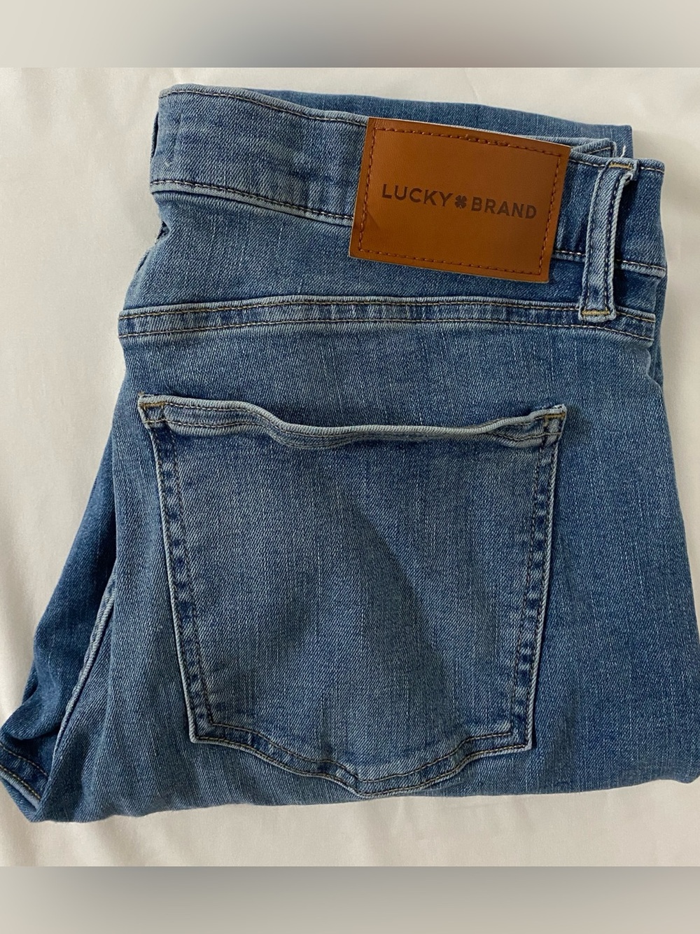 Lucky Brand Ava Crop Jeans
 Size 12/31 
Raw hem